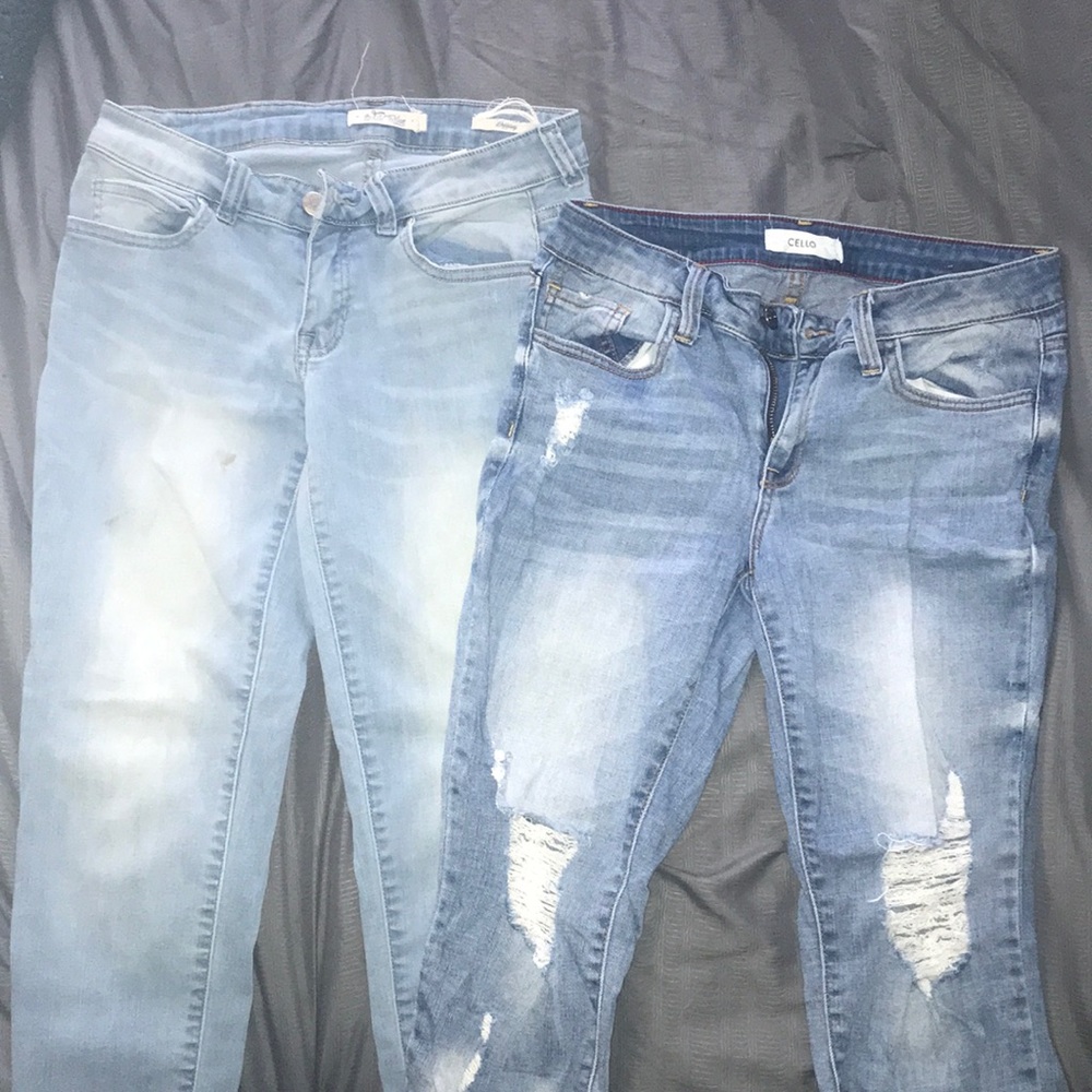 $6 each Jeans 🔥